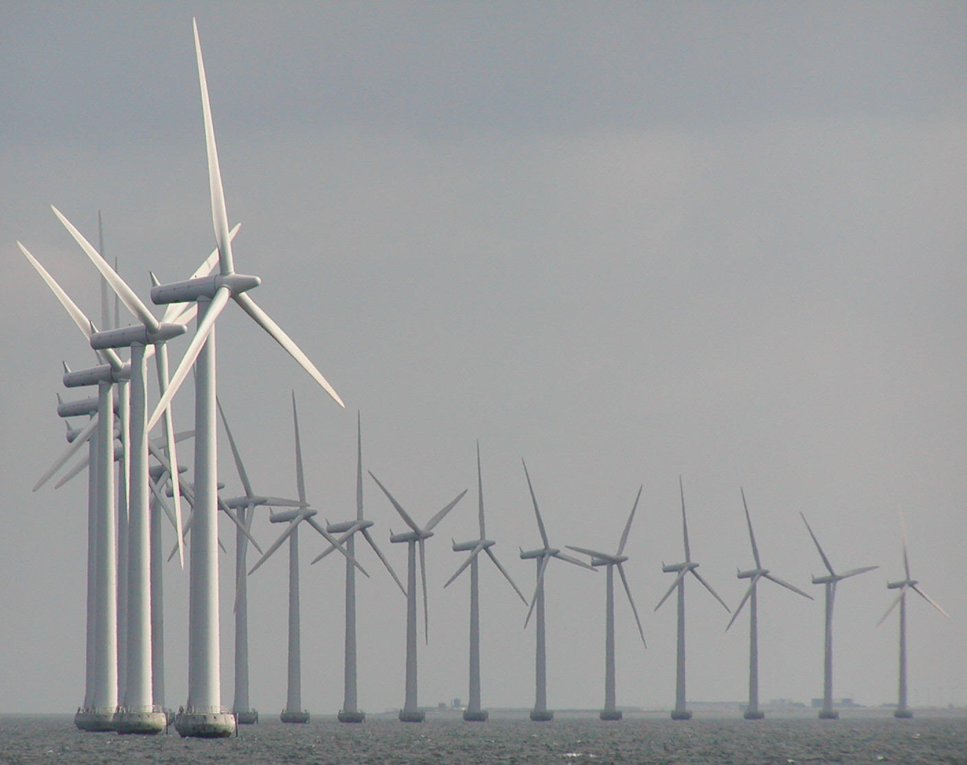 Windmills at sea 1221040